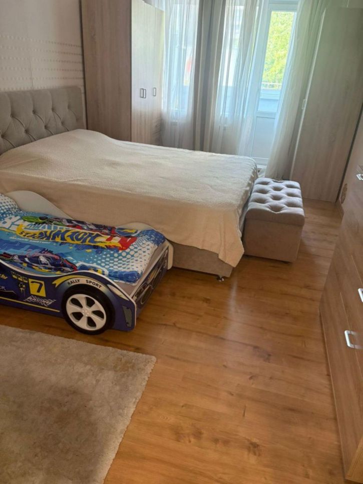 2-комн квартира Конева ул, 8