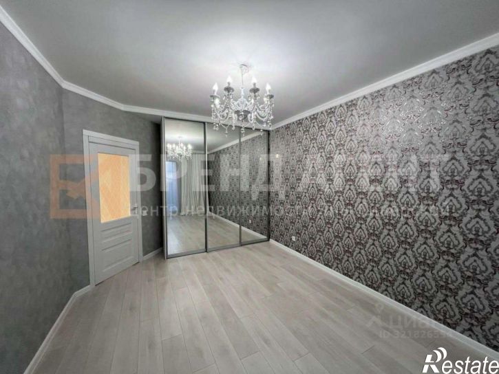 3-комн квартира улица Макаренко, 40,  д. 40