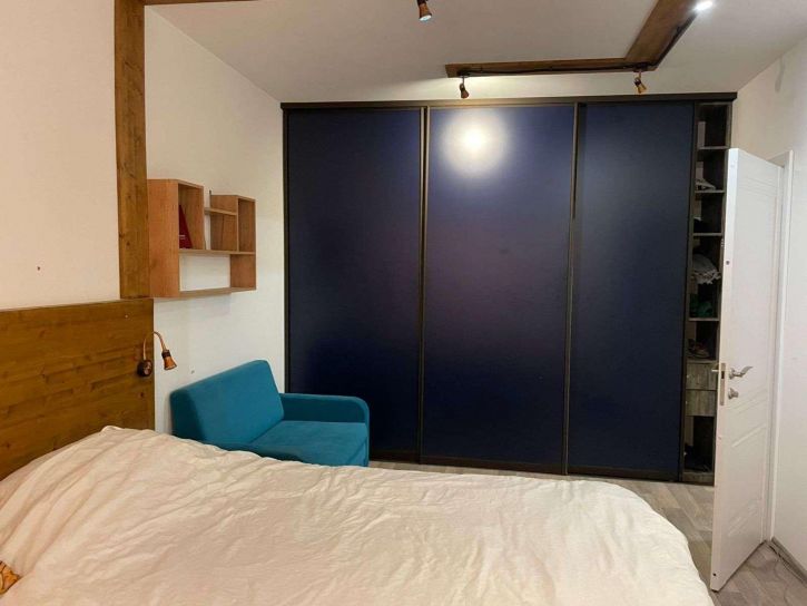 3-комн квартира Славы проспект, 129