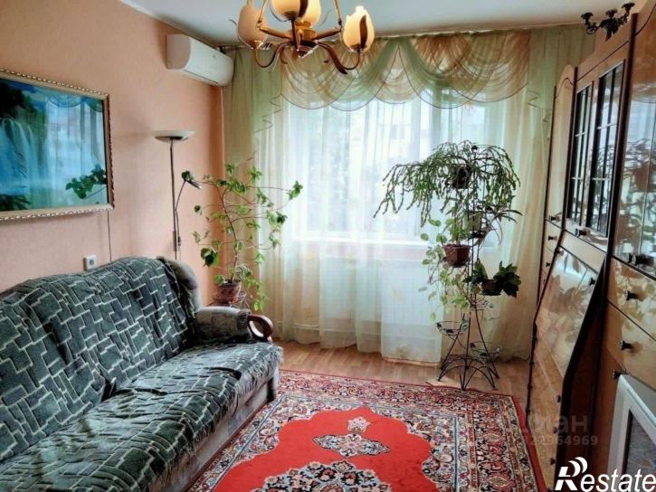 2-комн квартира б-р Юности, 37,  д. 37