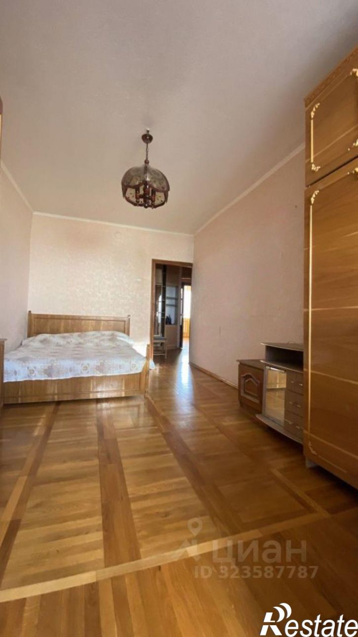 2-комн квартира улица Губкина, 18Г,  д. 18Г