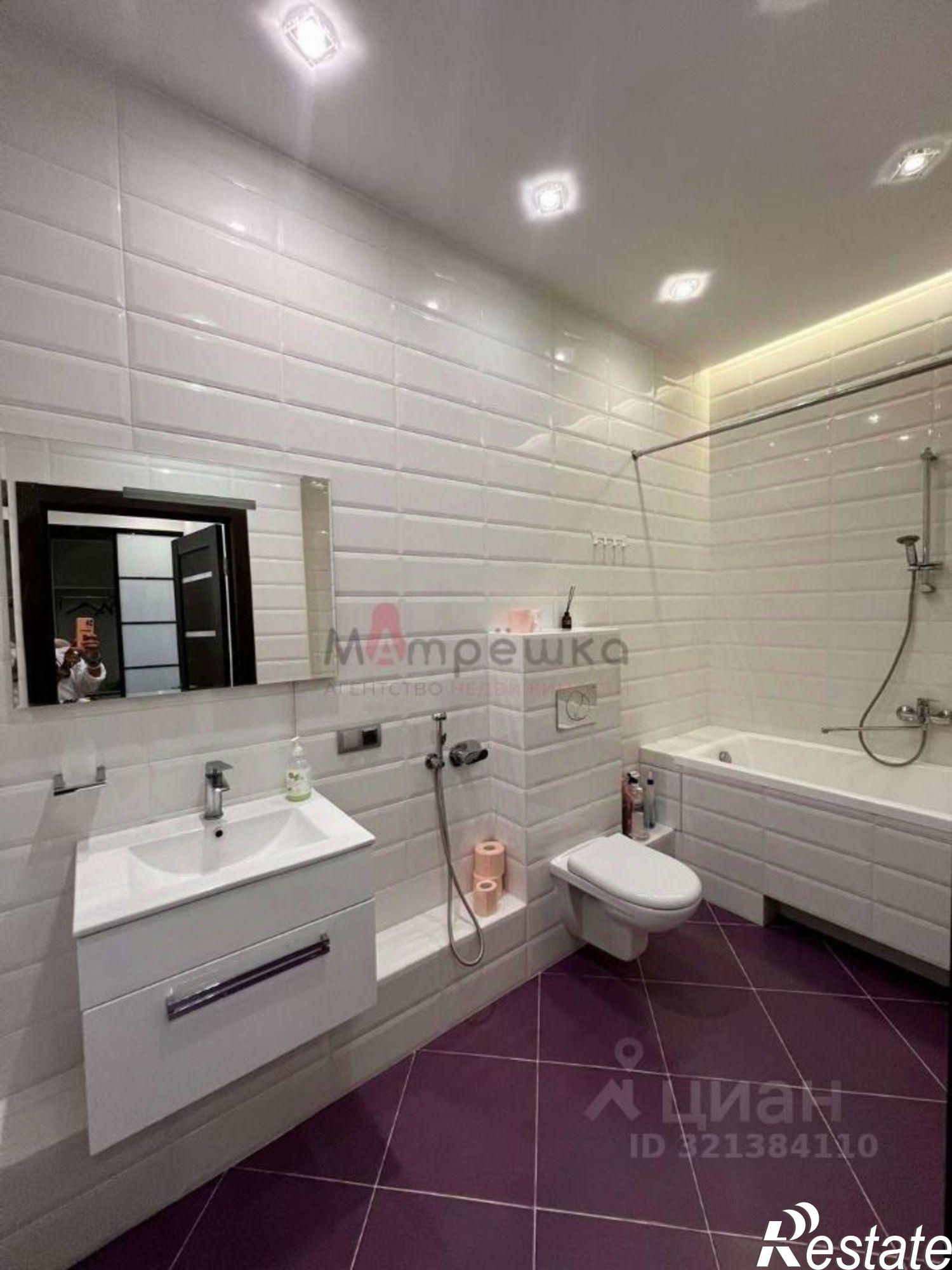 Купить квартиру за 13 500 000 рублей на Свято-Троицкий бульвар, 7