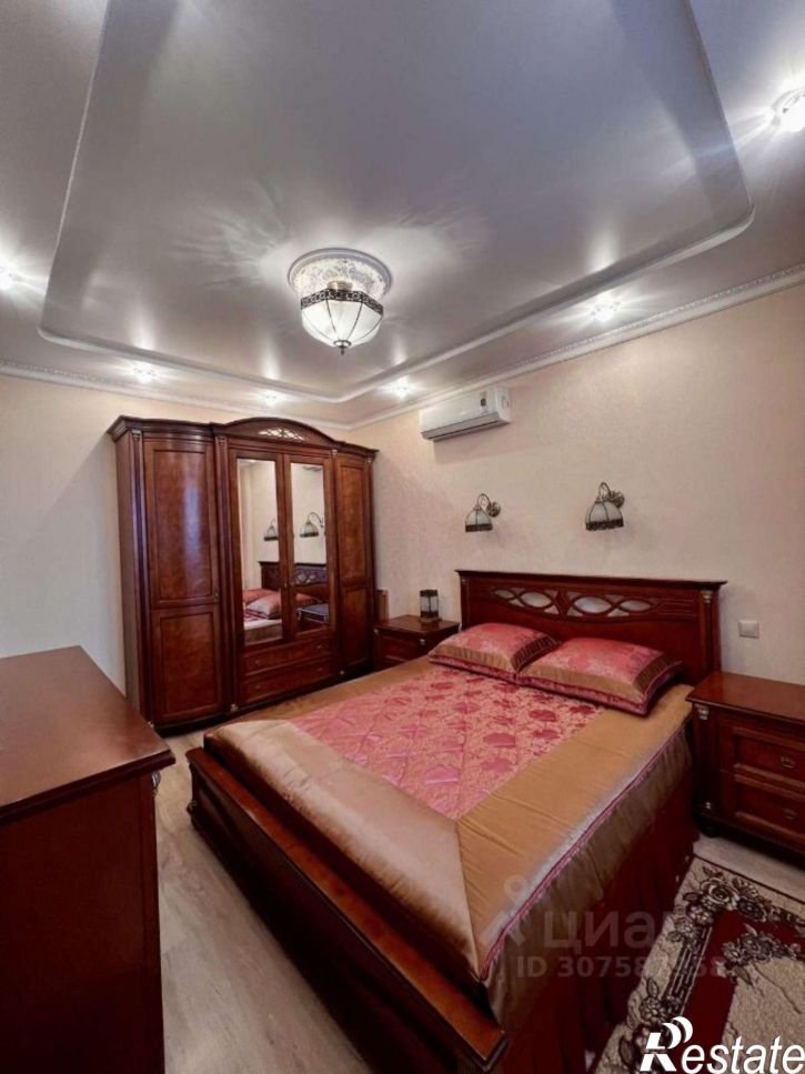 3-комн квартира бульвар Юности, 43,  д. 43