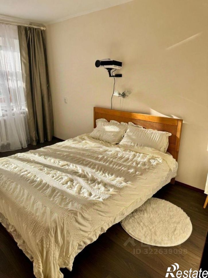 3-комн квартира улица Макаренко, 1В,  д. 1В