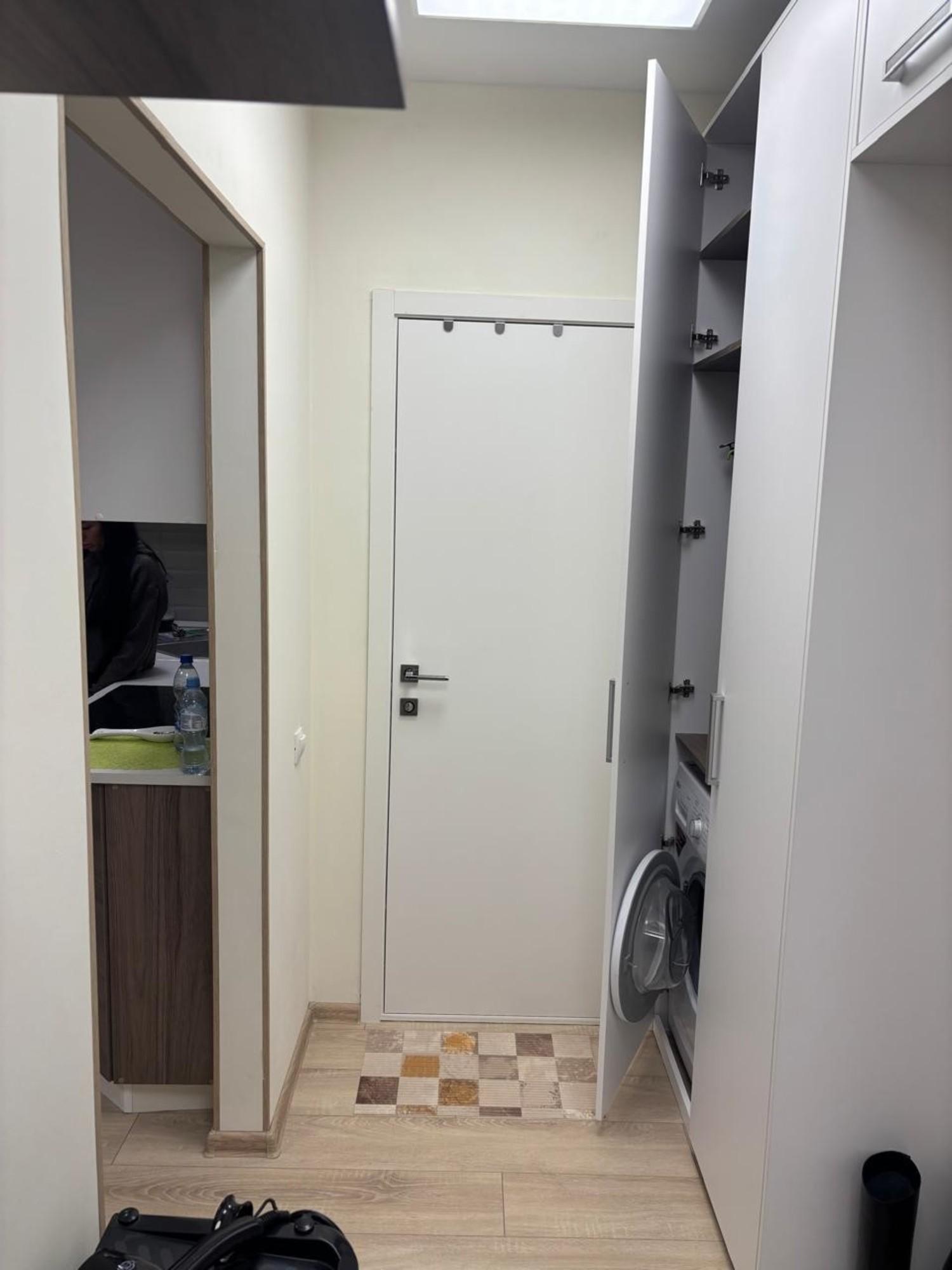 Купить студию за 3 800 000 рублей на Семейная улица, 5