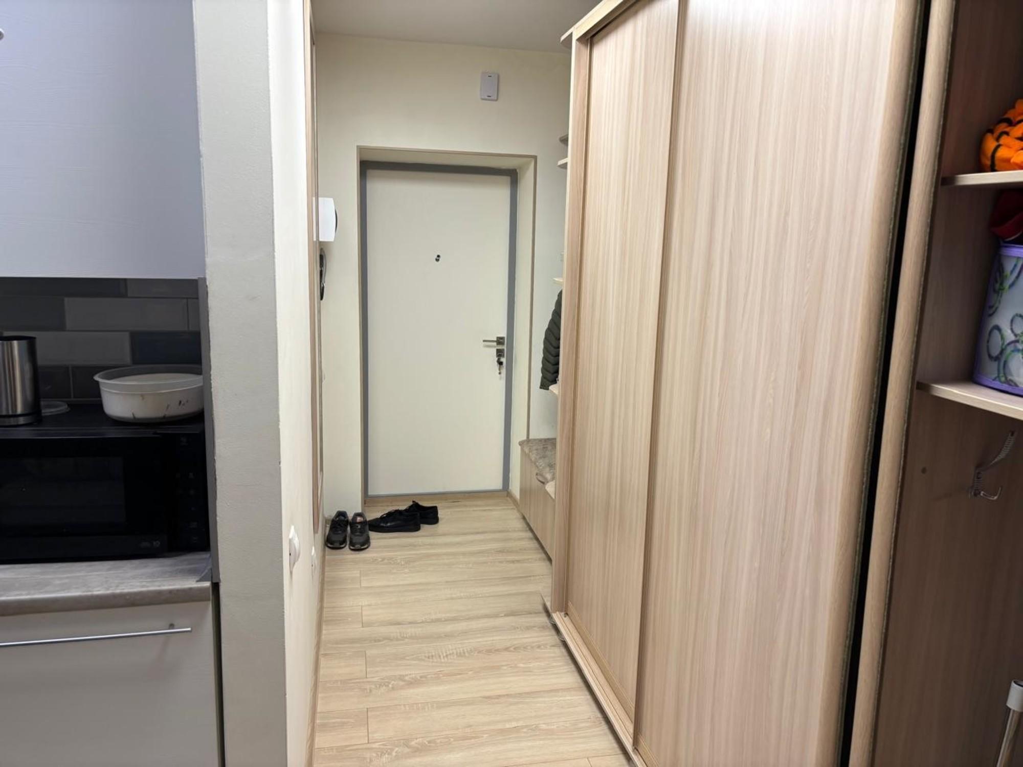 Купить студию за 3 890 000 рублей на Семейная улица, 13