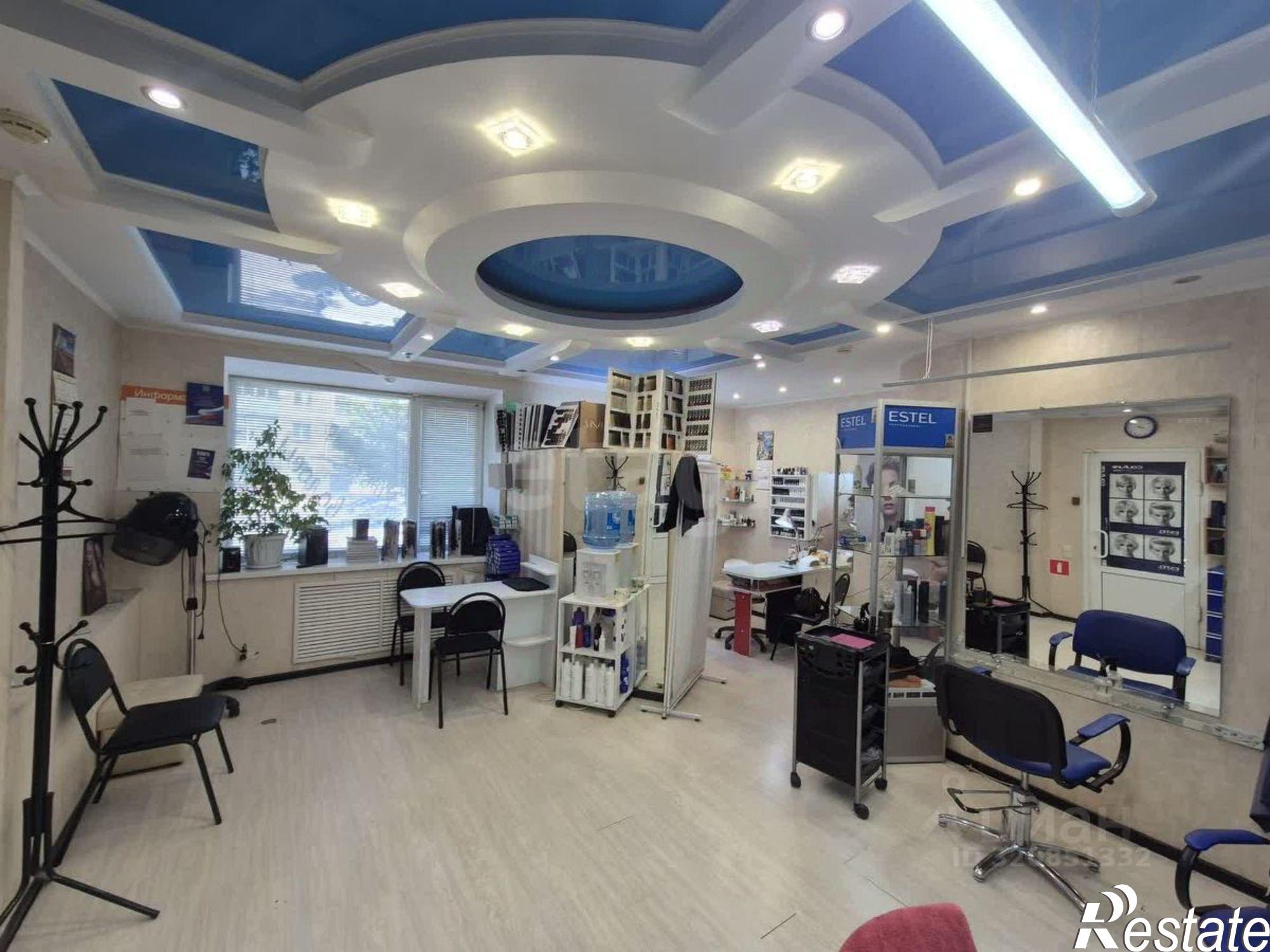 Купить офис, помещение под офис за 4 990 000 рублей на проспект Славы, 40