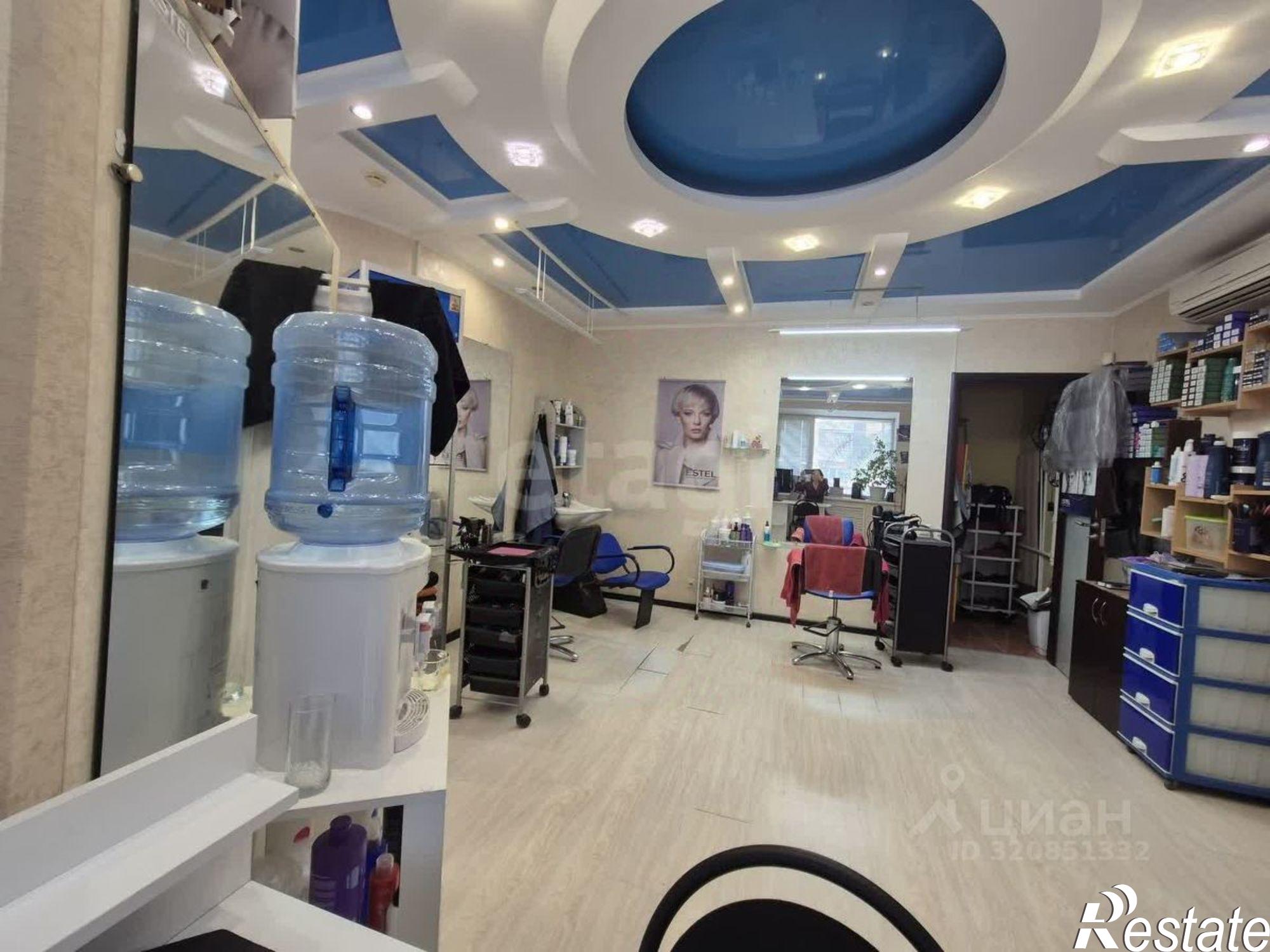 Купить офис, помещение под офис за 4 990 000 рублей на проспект Славы, 40