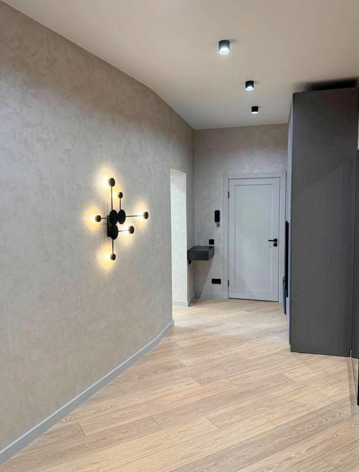 3-комн квартира Попова улица, 58