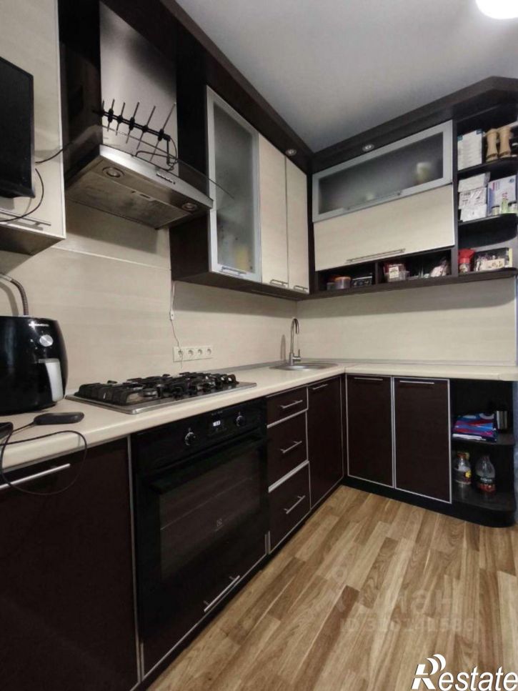 3-комн квартира улица Конева, 21,  д. 21