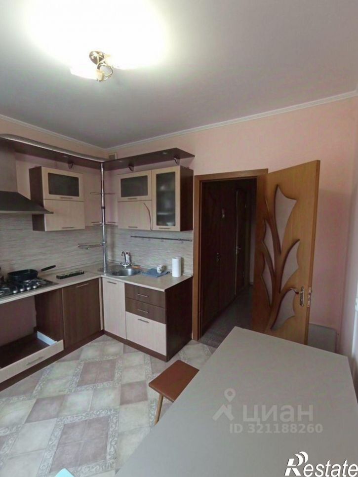 2-комн квартира Спортивная улица, 10,  д. 10