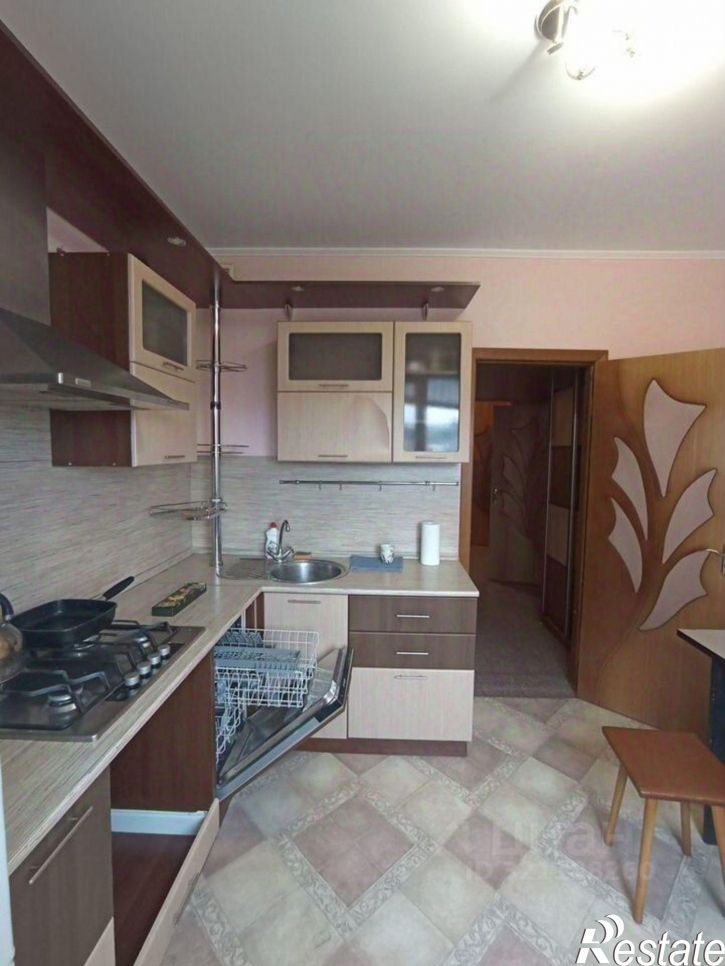 2-комн квартира Спортивная улица, 10,  д. 10