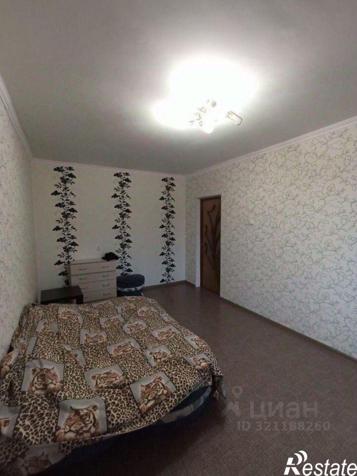 2-комн квартира Спортивная улица, 10,  д. 10