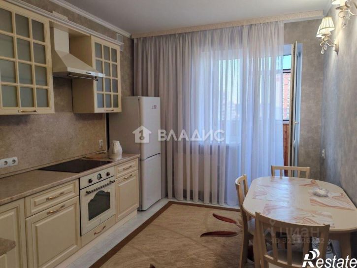 3-комн квартира улица Белгородского Полка, 67,  д. 67