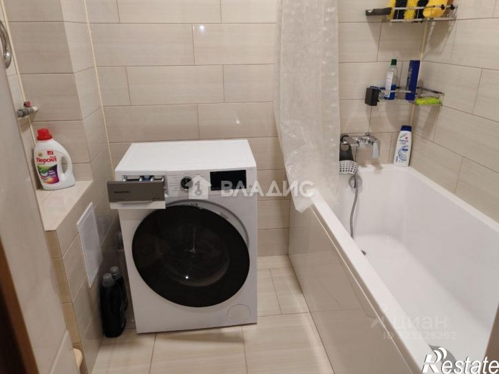 3-комн квартира улица Белгородского Полка, 67,  д. 67