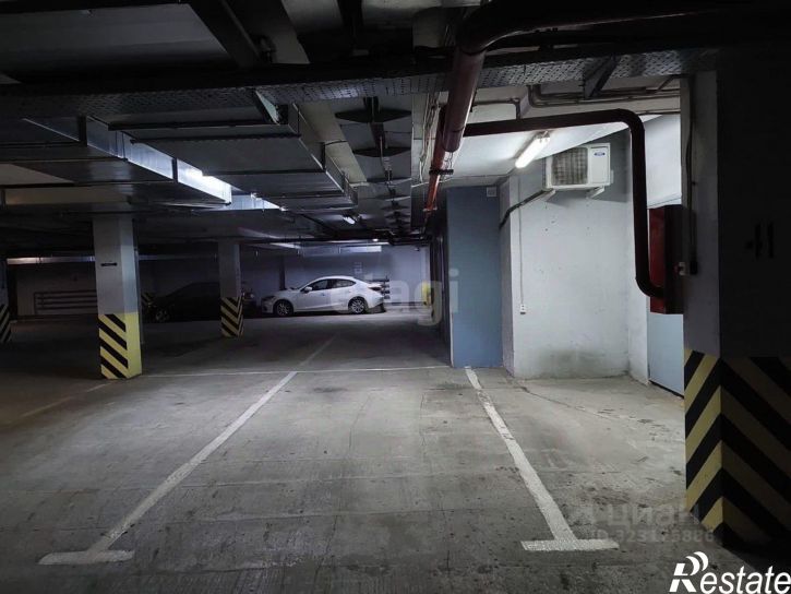 Гараж/парковка Свято-Троицкий бульвар