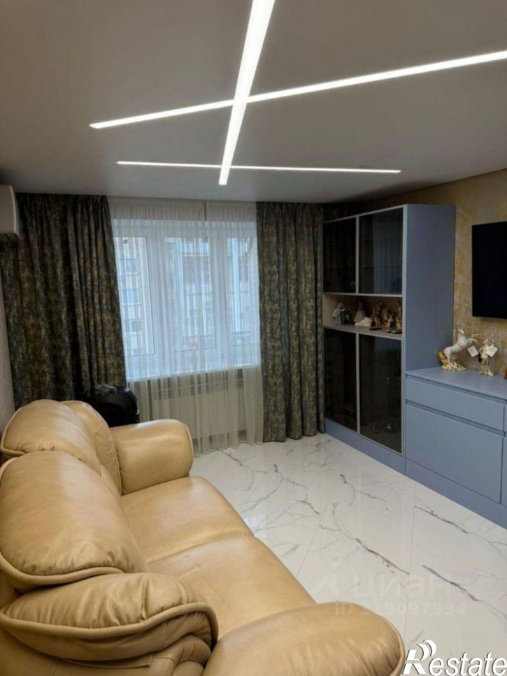 2-комн квартира улица Белгородского Полка, 50,  д. 50