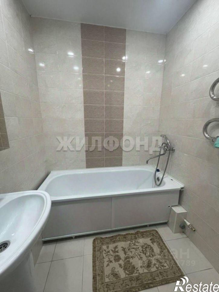 3-комн квартира Белгородский проспект, 100,  д. 100