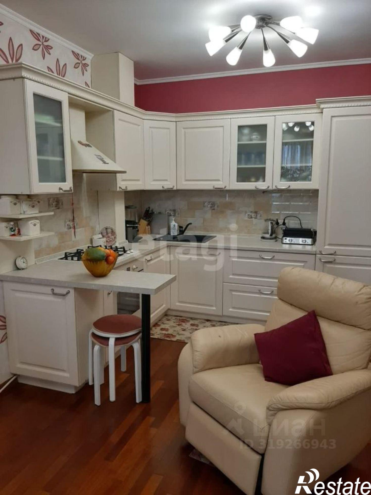 Купить квартиру за 7 100 000 рублей на Архиерейская улица, 5А