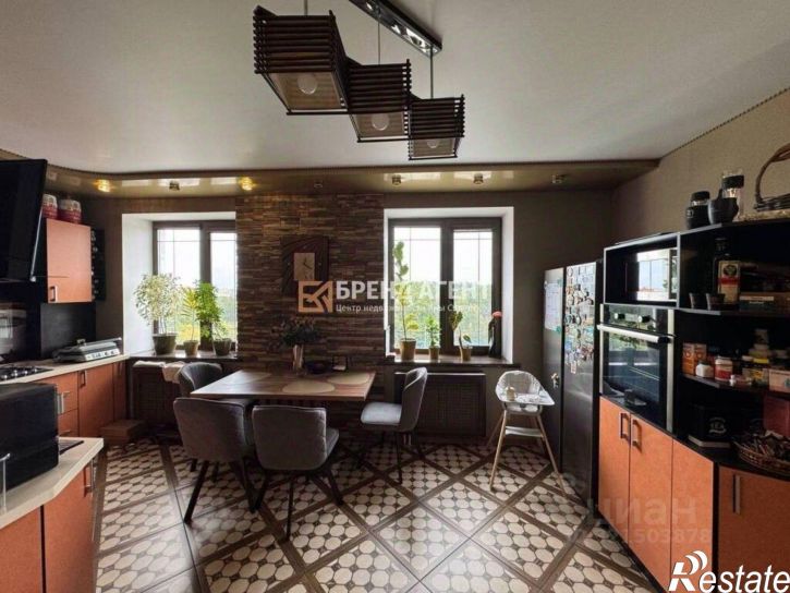 3-комн квартира Архиерейская улица, 5А,  д. 5А