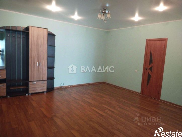 2-комн квартира улица 5 Августа, 35,  д. 35