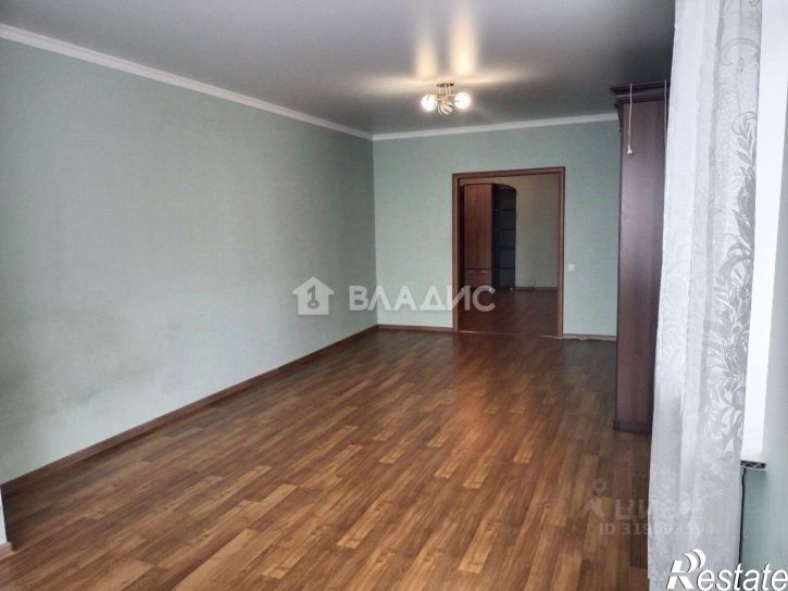 2-комн квартира улица 5 Августа, 35,  д. 35