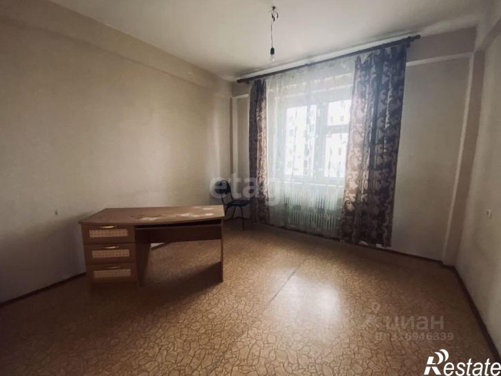 3-комн квартира улица Машковцева, 28,  д. 28