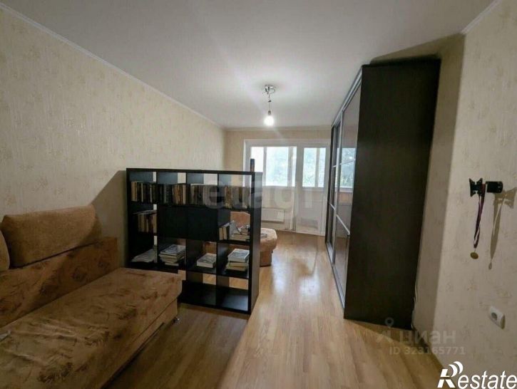 2-комн квартира улица Есенина, 50В,  д. 50В