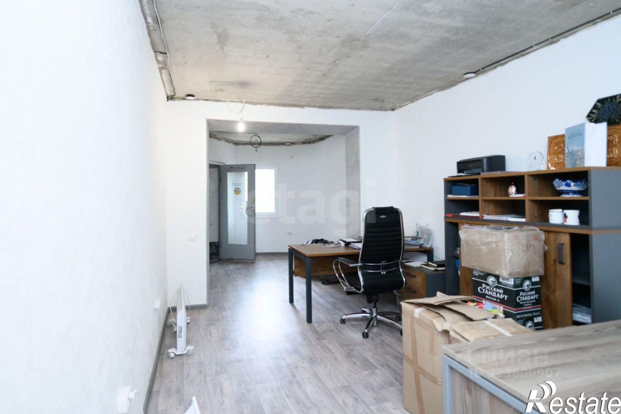 Купить офис, помещение под офис за 4 000 000 рублей на улица Есенина, 40