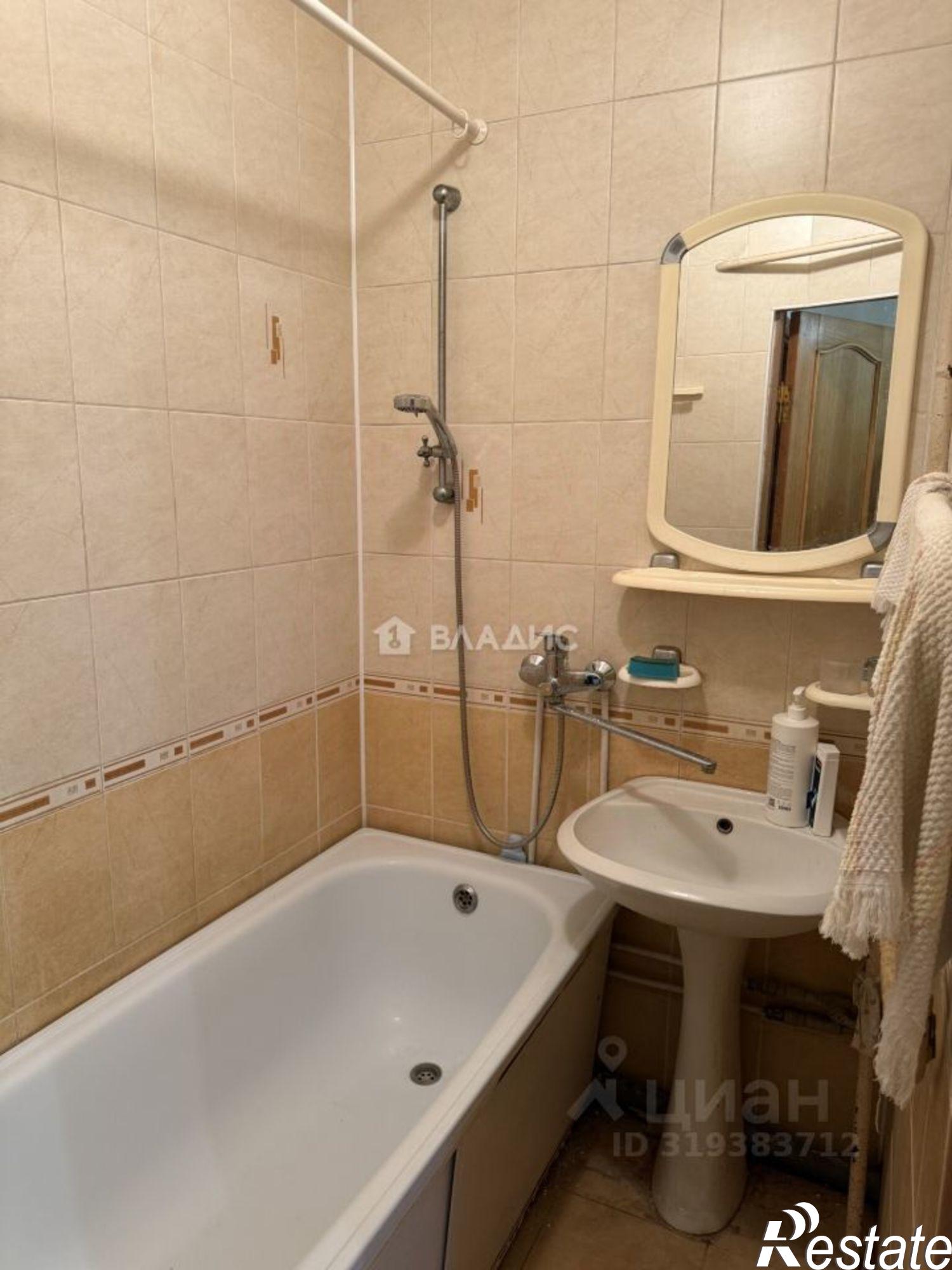 Купить квартиру за 5 100 000 рублей на улица Белгородского Полка, 33