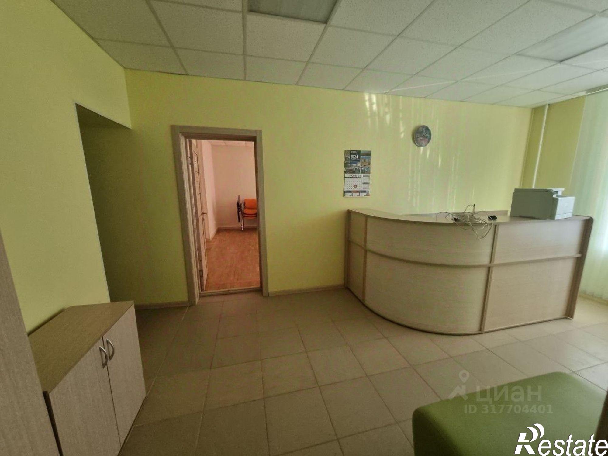 Купить офис, помещение под офис за 10 900 100 рублей на Нагорная улица, 23