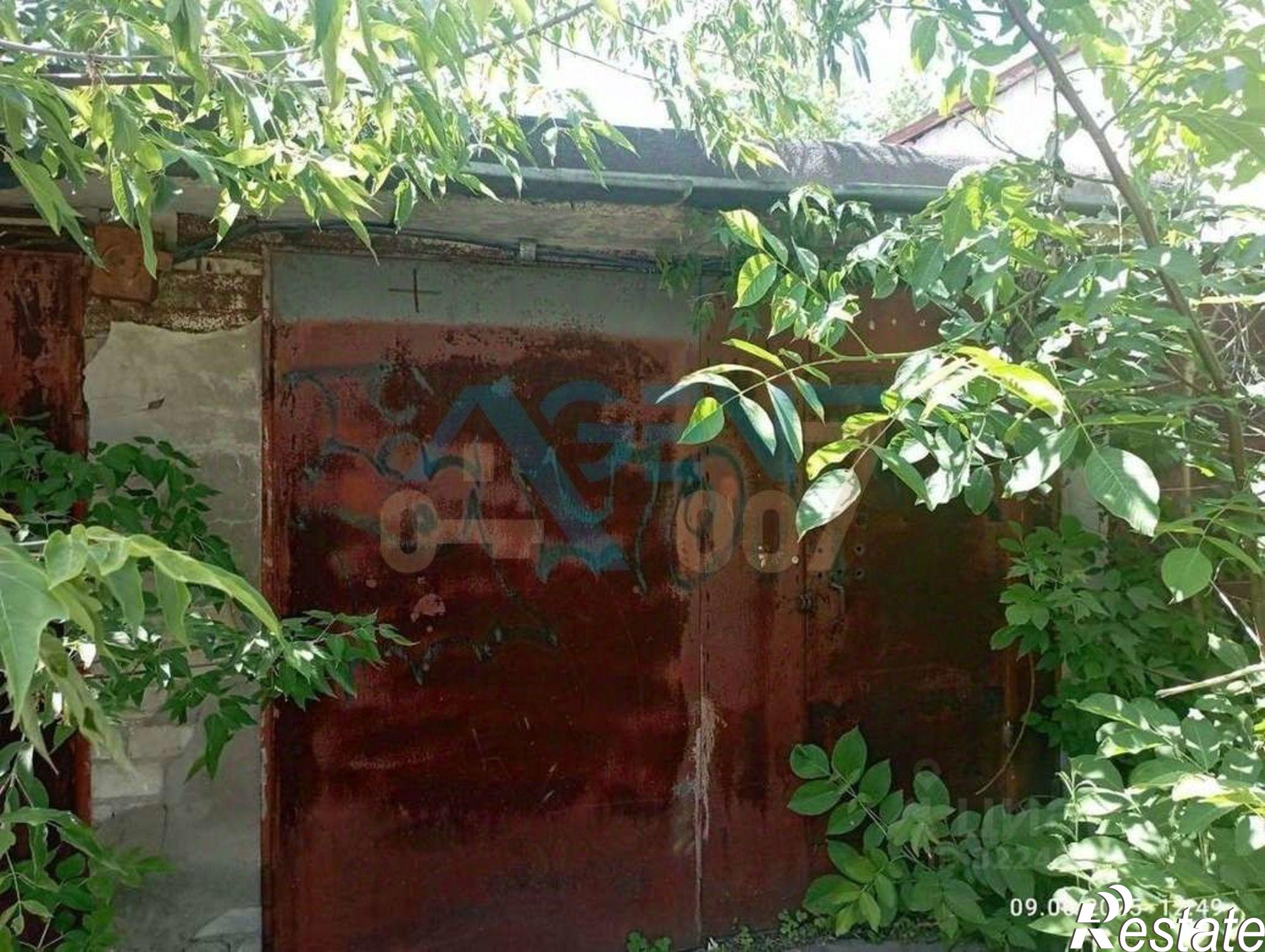 Купить гараж, место в паркинге за 450 000 рублей на 5-й Заводской переулок, 9Б