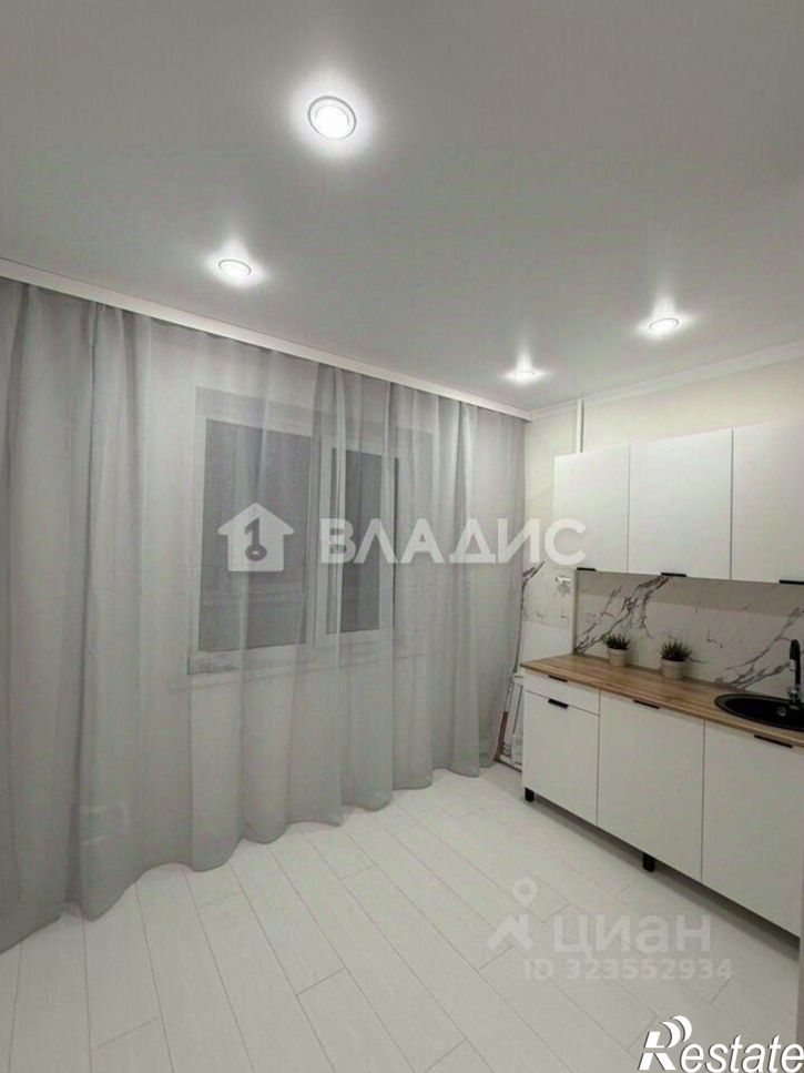 1-комн квартира улица 60 лет Октября, 1,  д. 1