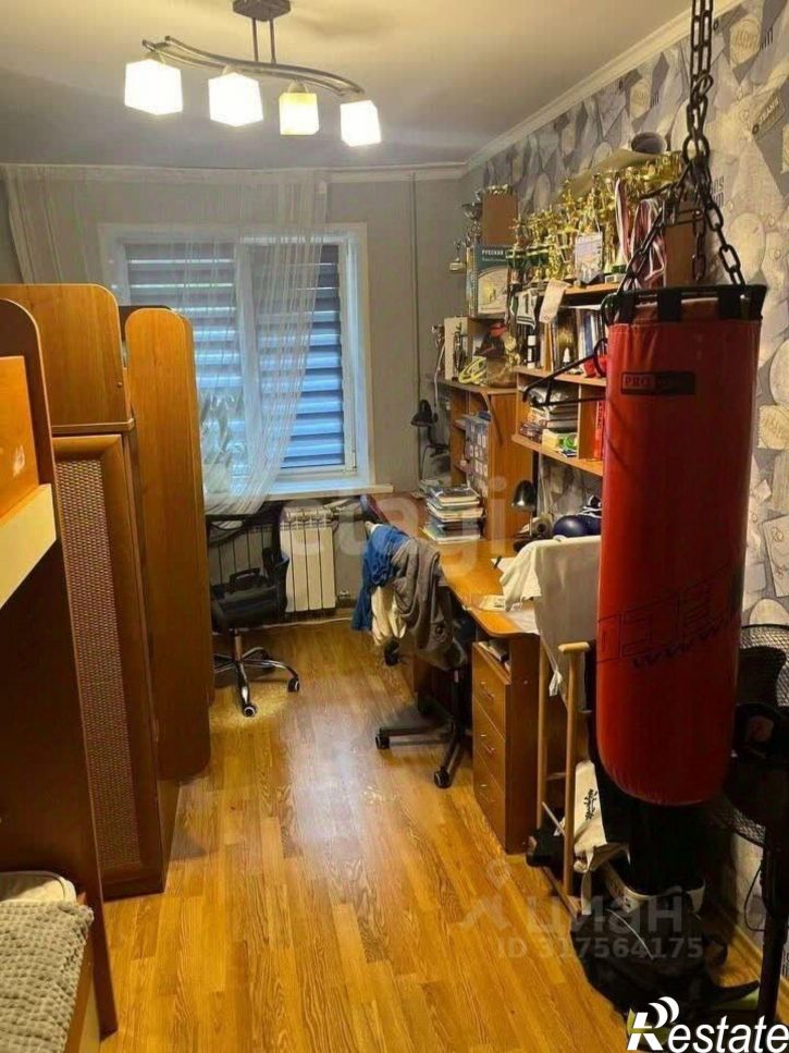 3-комн квартира улица Тельмана, 17,  д. 17