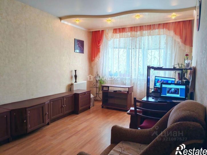 3-комн квартира улица Есенина, 52,  д. 52