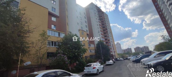 2-комн квартира улица 5 Августа, 35,  д. 35