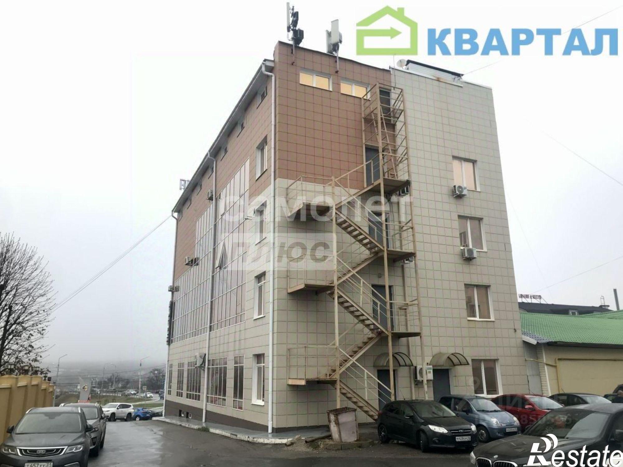 Купить торговое помещение за 127 002 000 рублей на ул Восточная, 71а