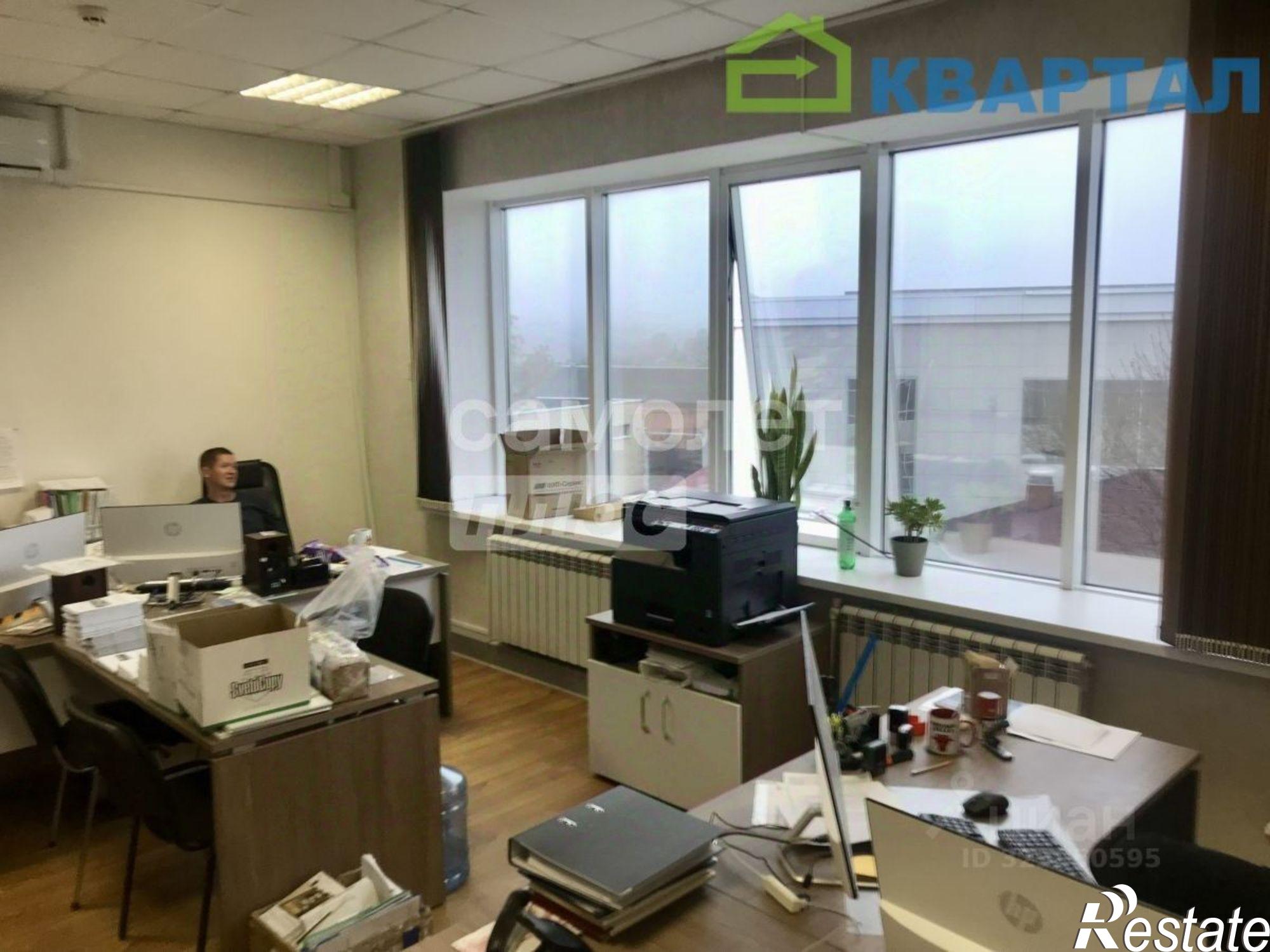 Купить торговое помещение за 127 002 000 рублей на ул Восточная, 71а