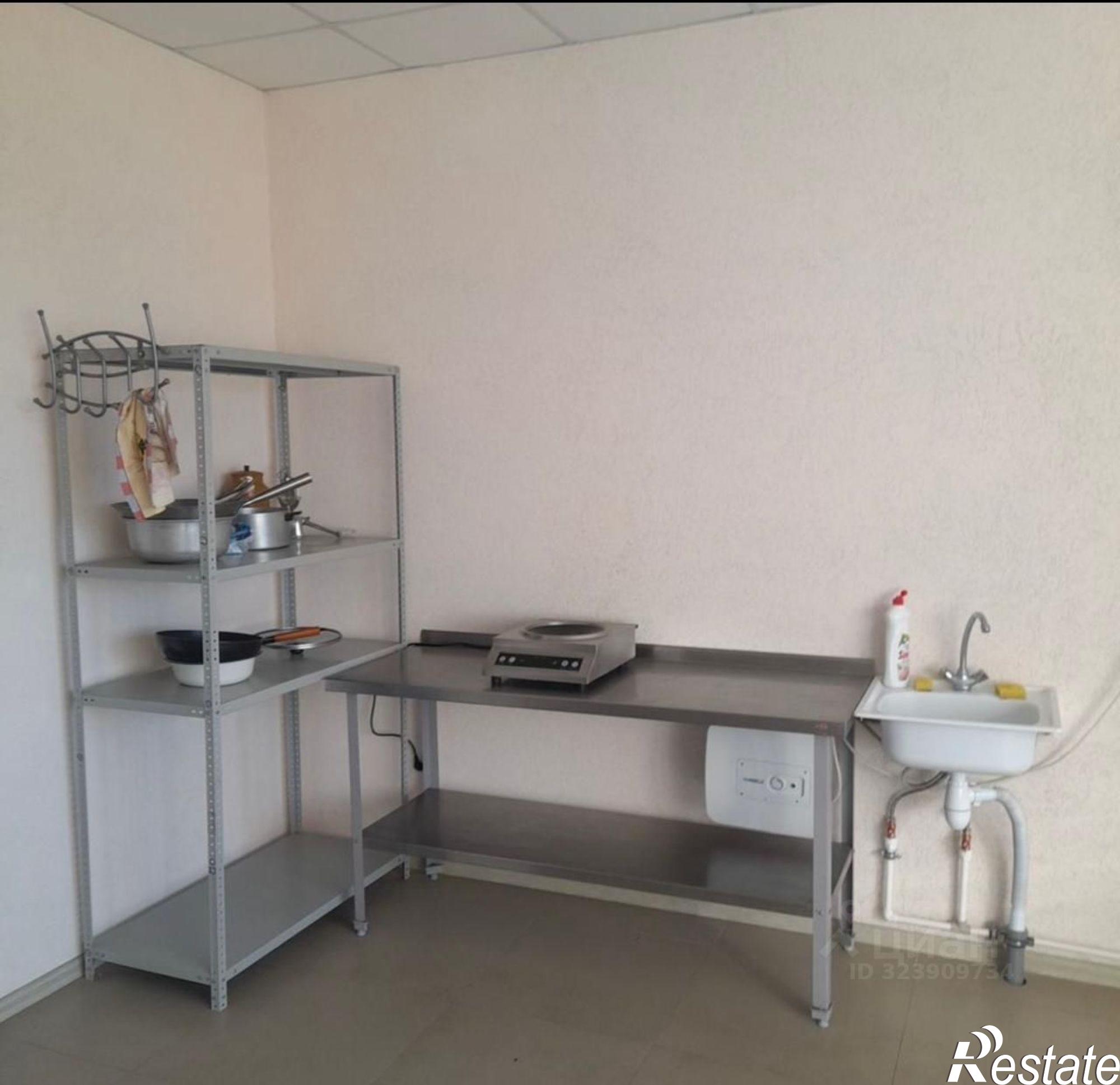 Сдать комнату за 10 000 рублей на улица Дзгоева, 5А