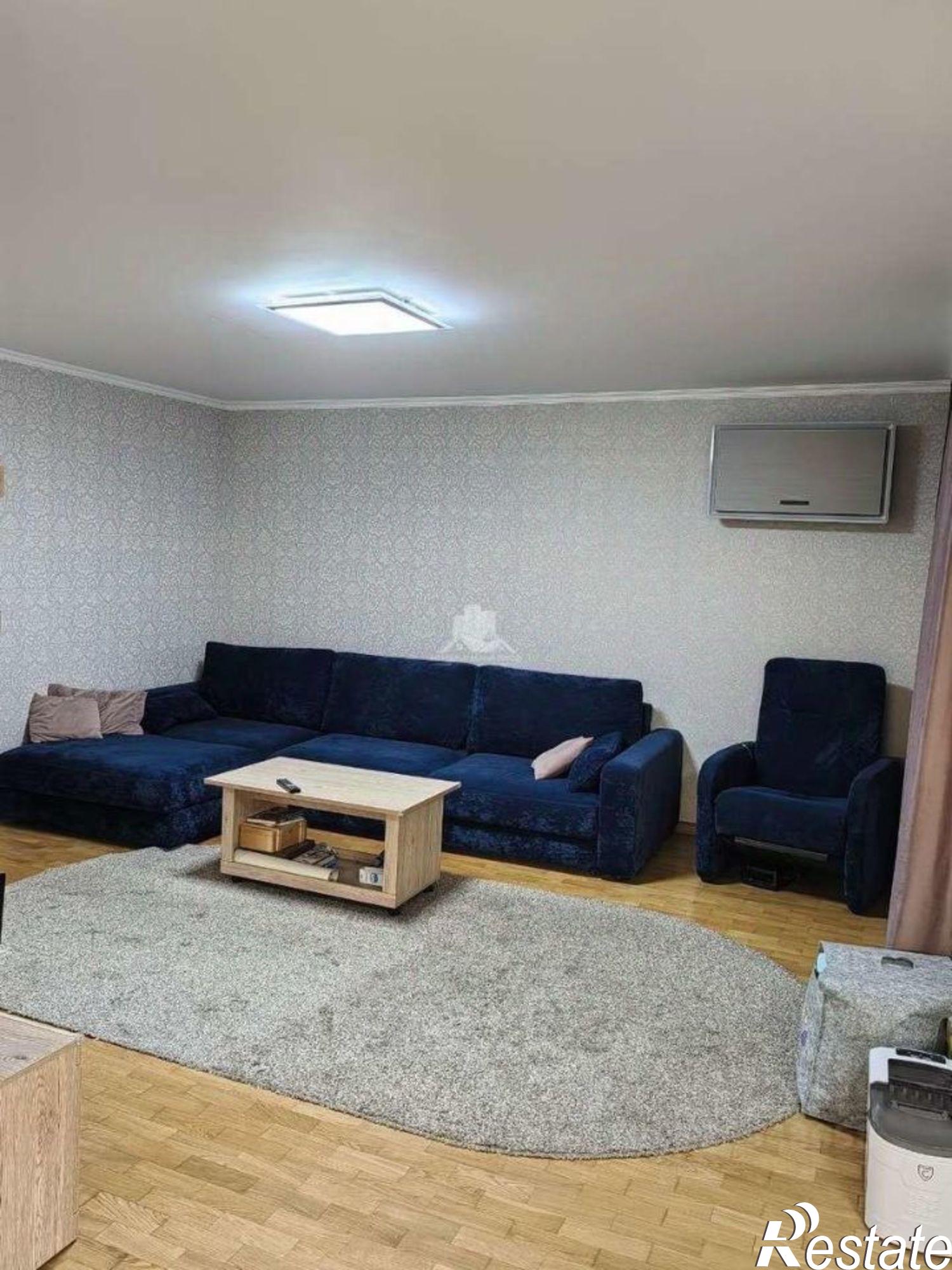 Купить квартиру за 11 300 000 рублей на Народный б-р, 34