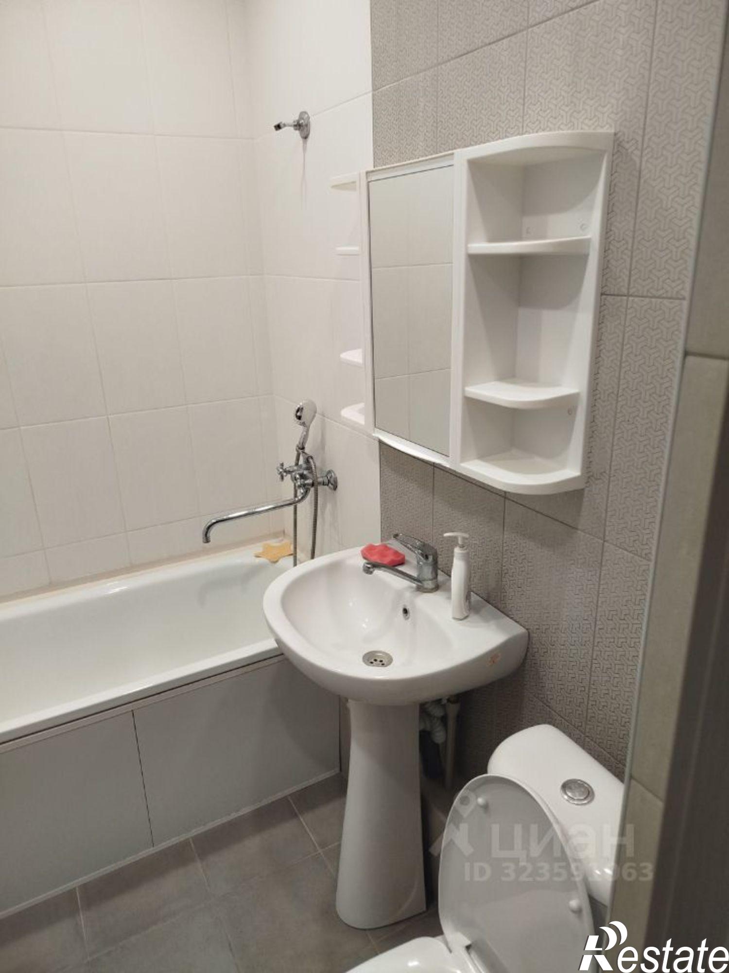 Сдать квартиру за 15 000 рублей на Беловская улица, 12 к3