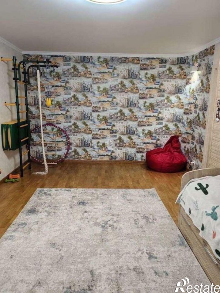 3-комн квартира Народный б-р, 34,  д. 34