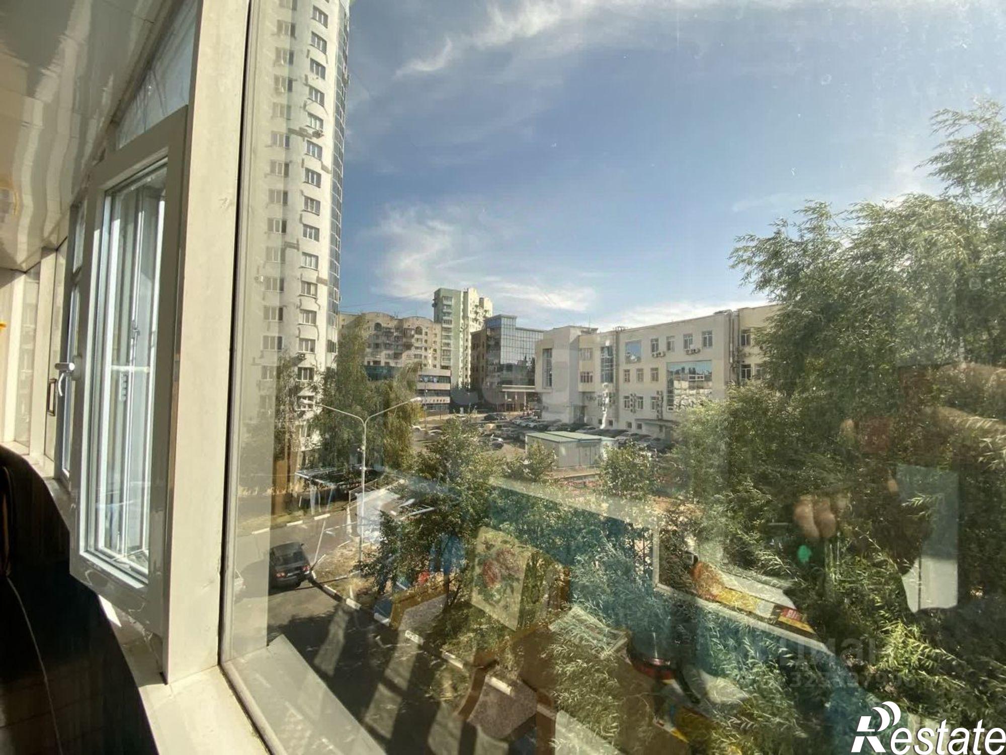 Купить квартиру за 6 800 000 рублей на улица Костюкова, 36Б