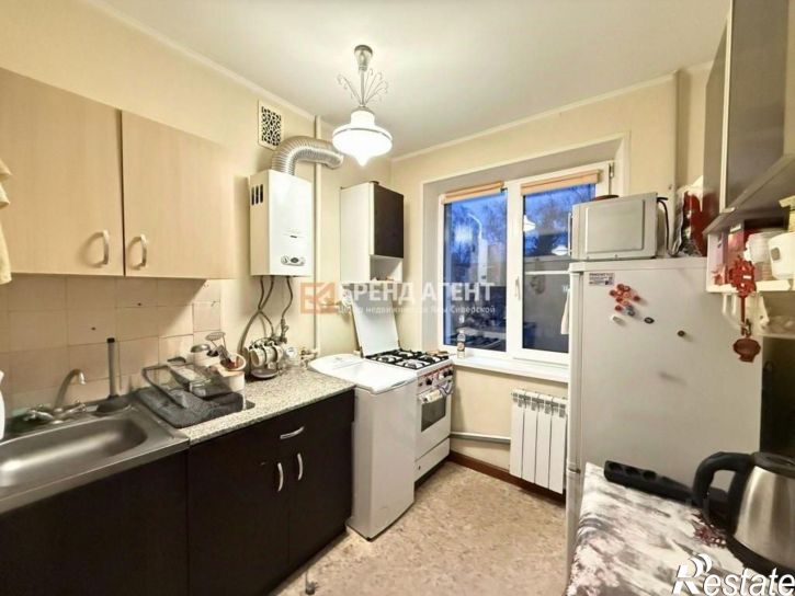 2-комн квартира улица Костюкова, 22,  д. 22