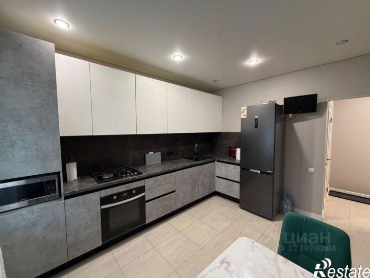 2-комн квартира проспект Славы, 45А,  д. 45А