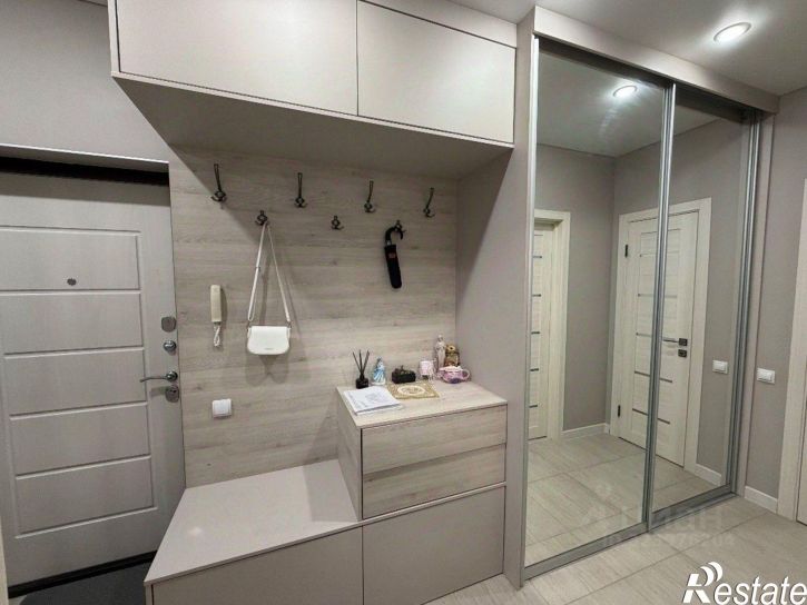 2-комн квартира проспект Славы, 45А,  д. 45А