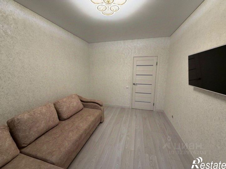 2-комн квартира проспект Славы, 45А,  д. 45А