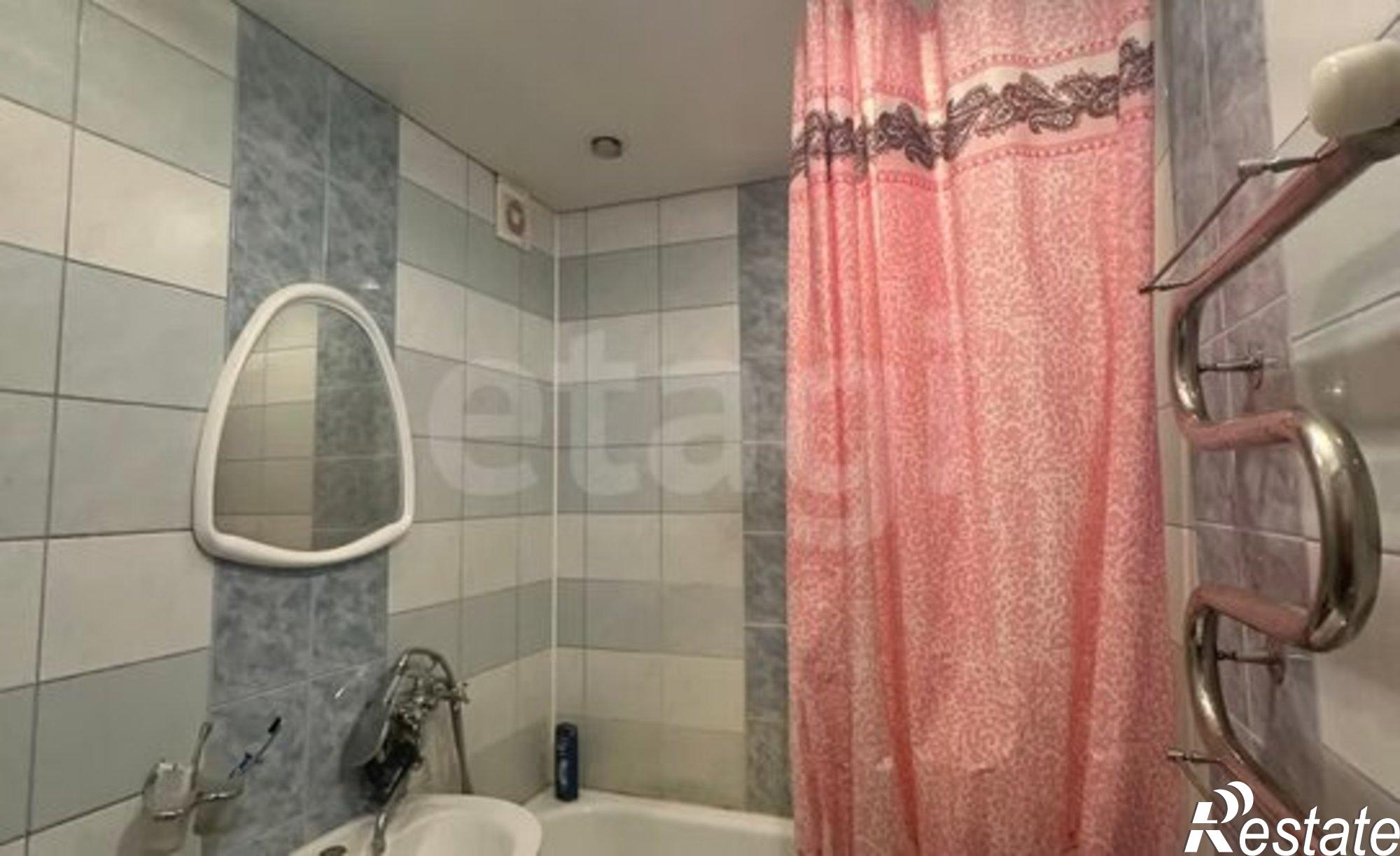 Купить квартиру за 3 700 000 рублей на проспект Богдана Хмельницкого, 48