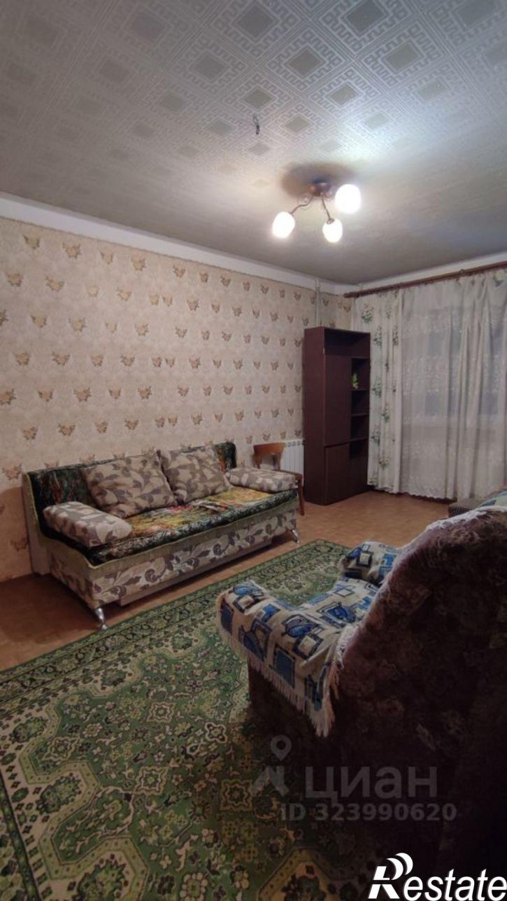 2-комн квартира улица Конева, 1,  д. 1