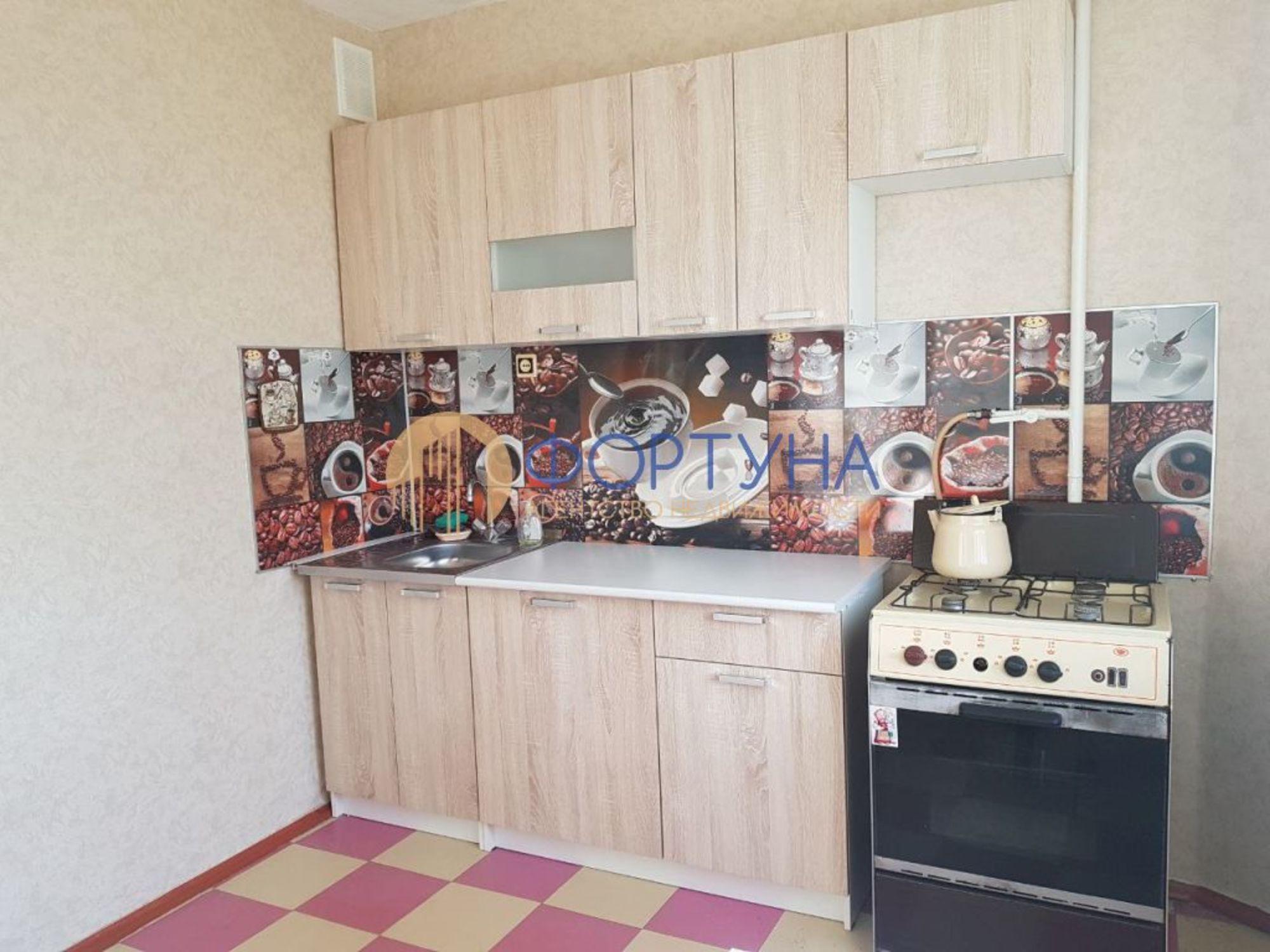 Купить квартиру за 4 300 000 рублей на Народный б-р, 109